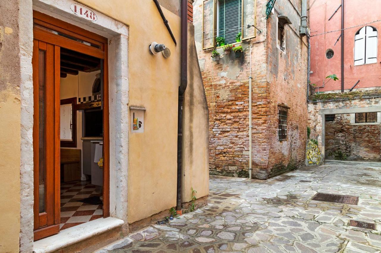 Апартаменти Antico Caminetto Alla Biennale Венеція Екстер'єр фото